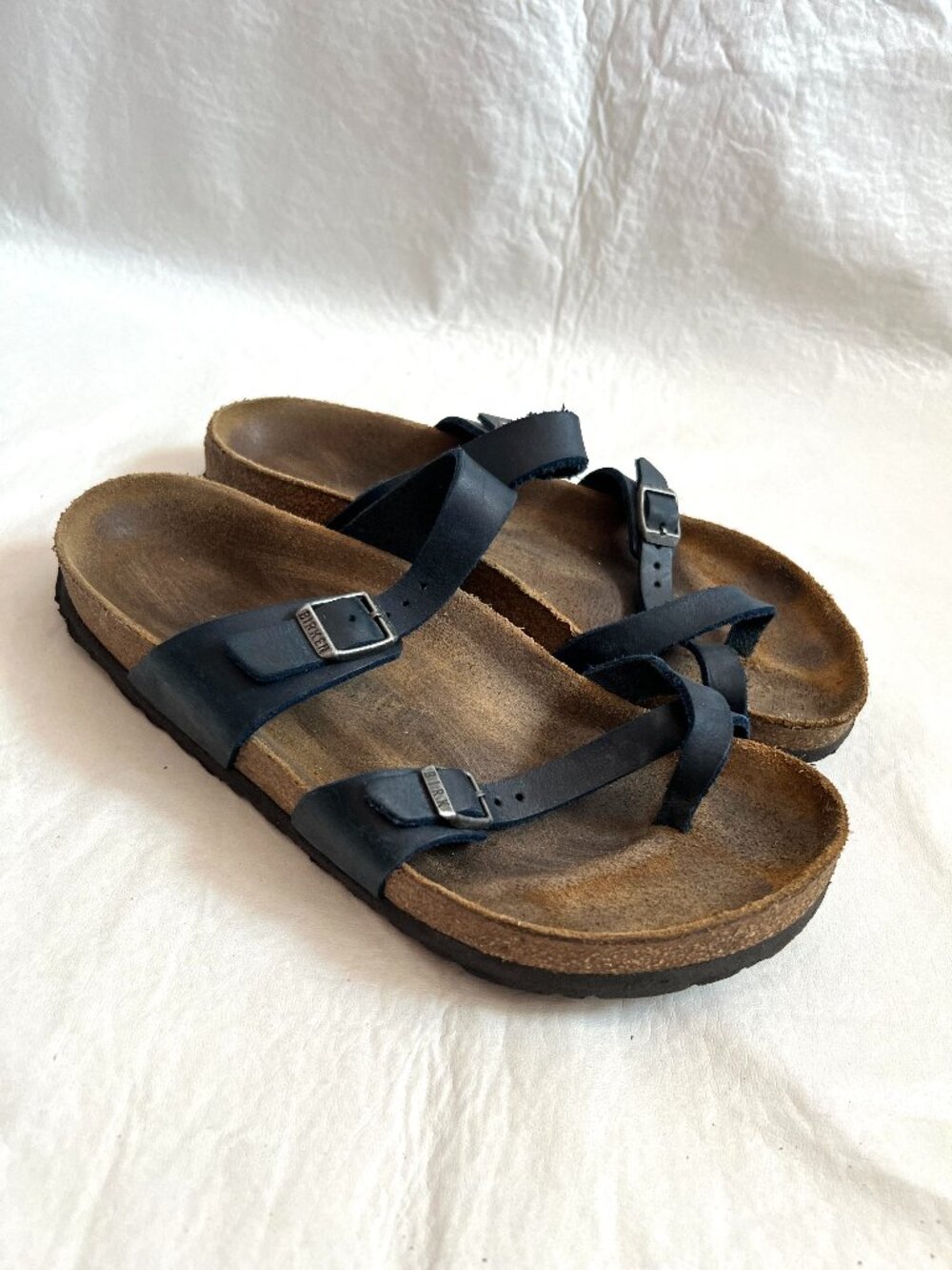 Birkenstock sandals womens 40 9 9.5 Wide navy blue leather toe loop criss cross